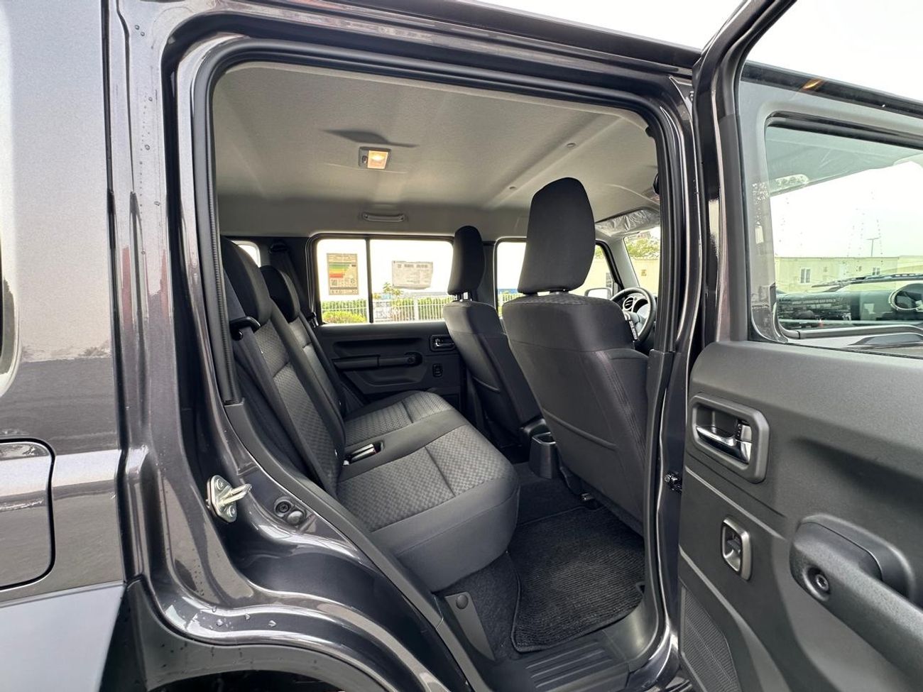 سوزوكي جيمني GLX