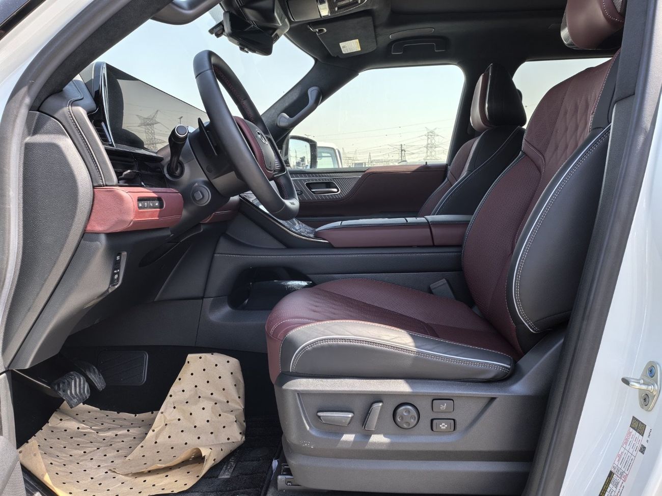 Infiniti QX80 Autograph Captain Chairs 3.5L 2025 INFINITY QX80 3.5L AUTOGRAPH FULL OPTION