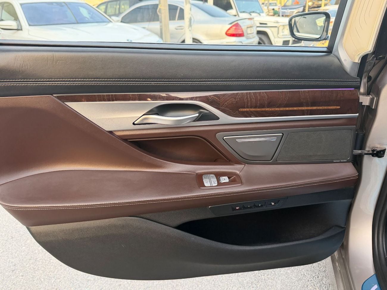 BMW 740Li LUXURY