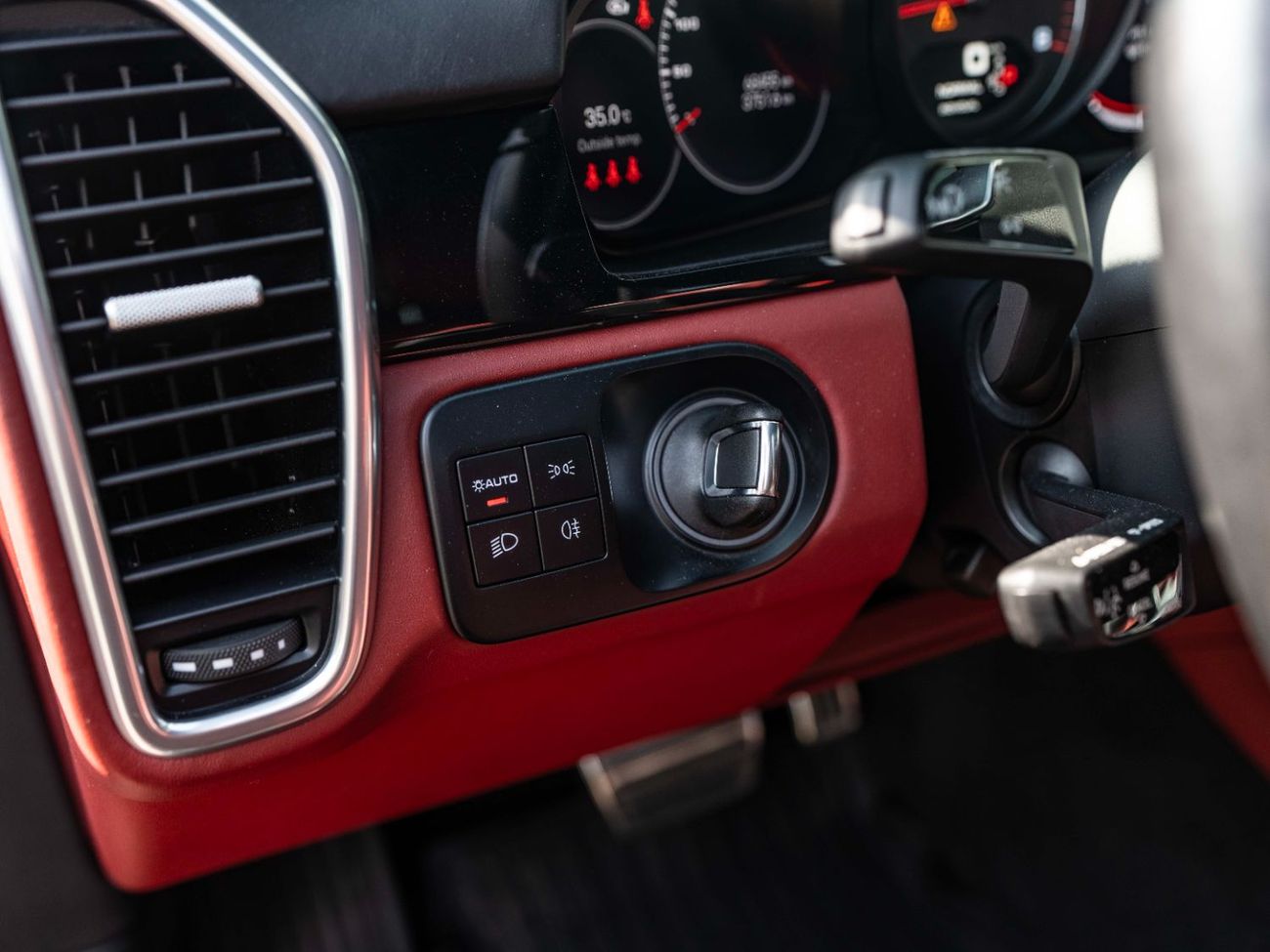 Porsche Cayenne GTS 4.0L (460 HP)