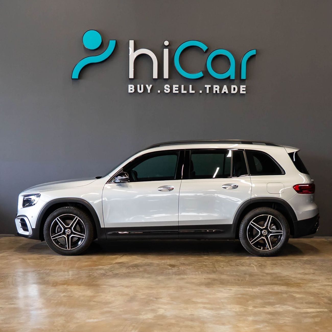 مرسيدس بنز GLB 200 AED 3,736 pm • 0% Downpayment • Mercedes-Benz GLB 200  • Agency Warranty