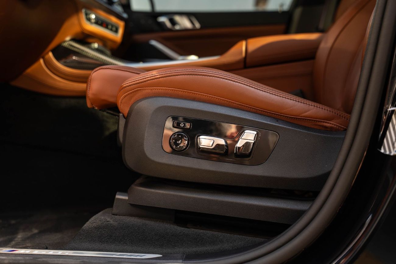 بي أم دبليو X7 xDriveM60i (6 Seats)