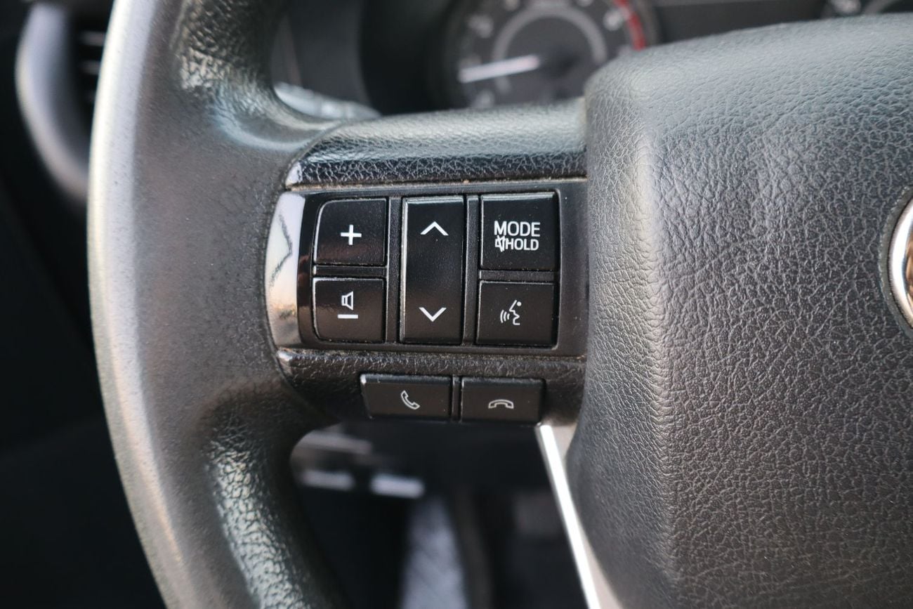 Toyota Hilux GL 2.7L Double Cab Utility