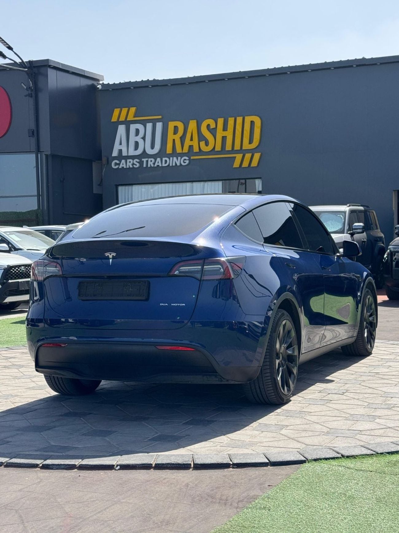 Tesla Model Y Long Range (AWD)