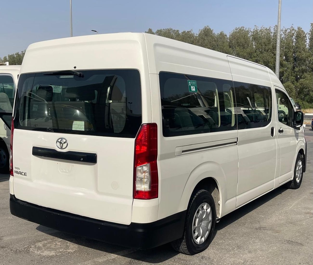 Toyota Hiace Commuter GL High Roof