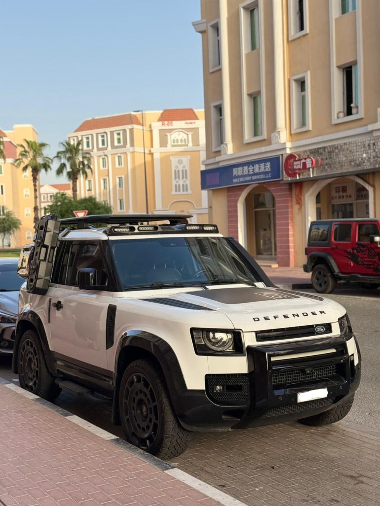 لاند روفر Defender 90 S P300