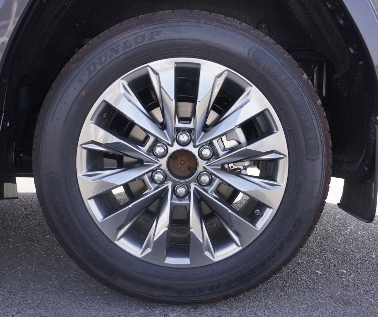 Toyota Land Cruiser GXR 3.5L