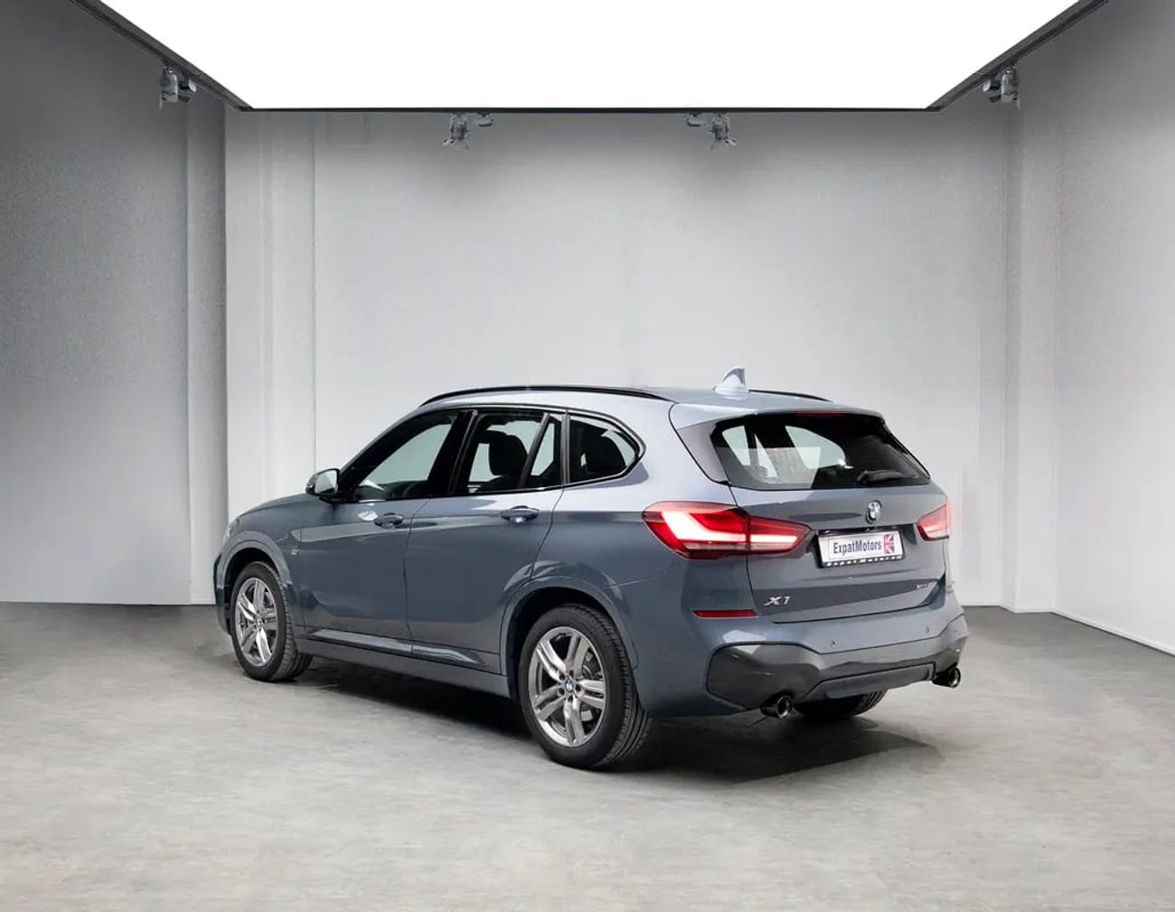 بي أم دبليو X1 sDrive20i M Sport