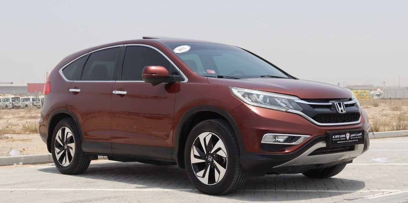 Honda CRV EX 2.4L HONDA CR-V - 2015 GCC edition, accident-free, in excellent condition with a mileage of 136,0