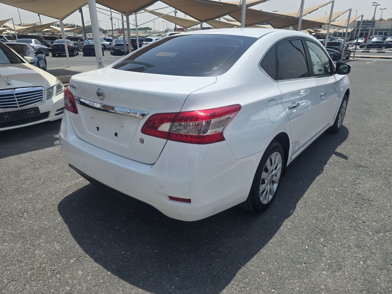 نيسان سنترا SV