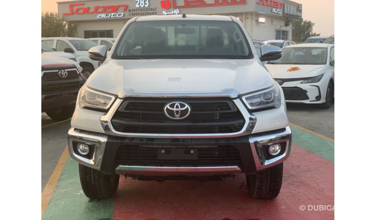 Toyota Hilux Toyota Hilux Pick Up M/T 2.7L V4 Gasoline Full Option