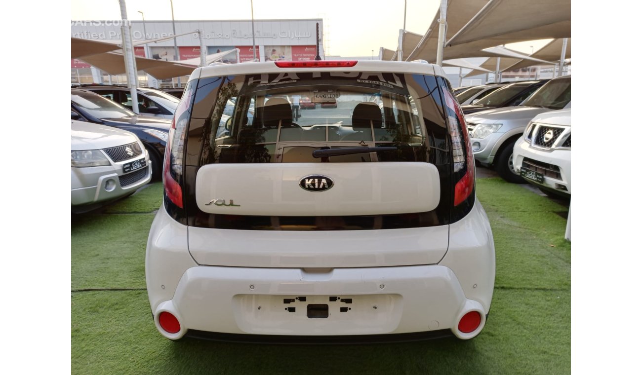 Kia Soul Gulf model 2016 agency paint 1600 cc white color fingerprint cruise control control wheels sensors i