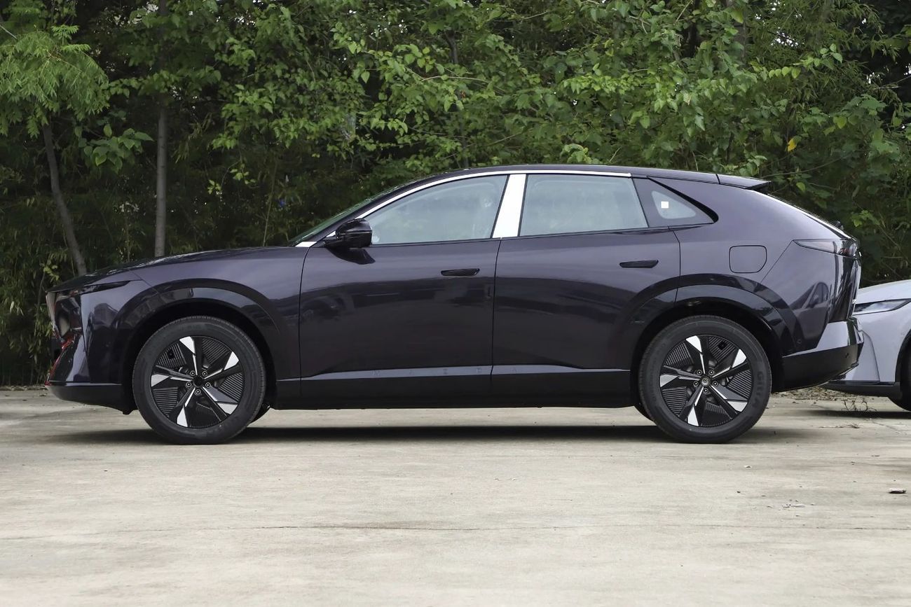 Mazda EZ 60 Extended Range 200 Max