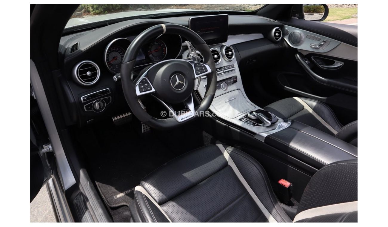 Mercedes-Benz C 63 Coupe Std