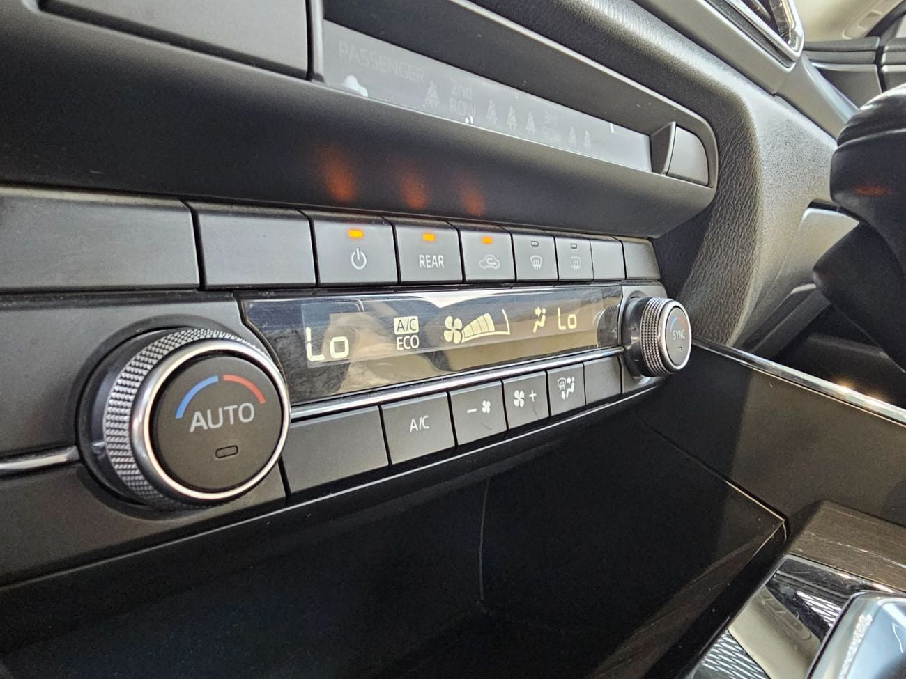 Mazda CX-9 GS CX-9 / 2.5L AWD GCC / LEATHER SEATS / LOW MILEAGE / MINT CONDITION