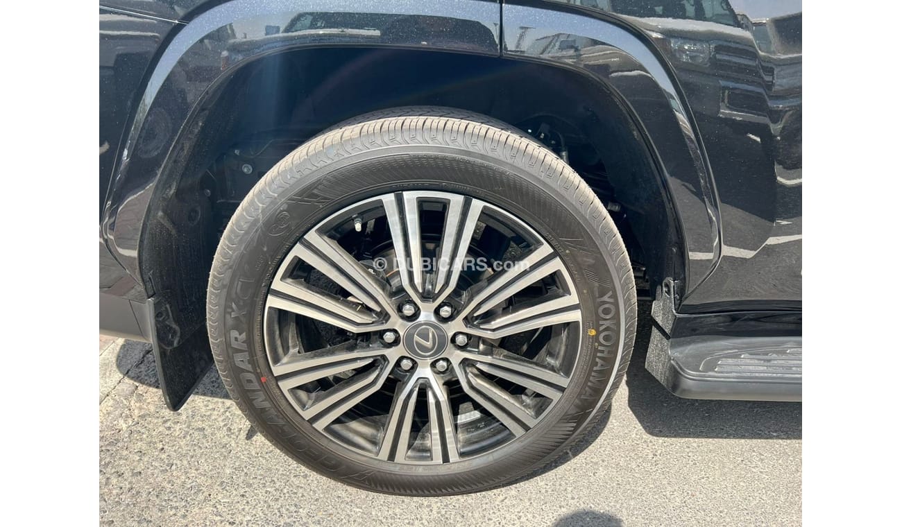Lexus LX 600 3.5L TURBO SPORT // 2022 // FULL OPTION WITH 360 CAMERA , SUNROOF , LEATHER & POWER SEATS // SPECIAL