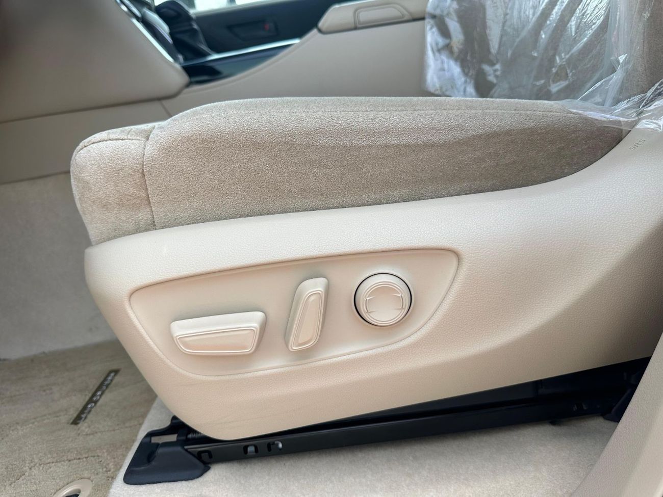 Toyota Land Cruiser TOYOTA LANDCRUISER 4.0 GXR WHITE 2023