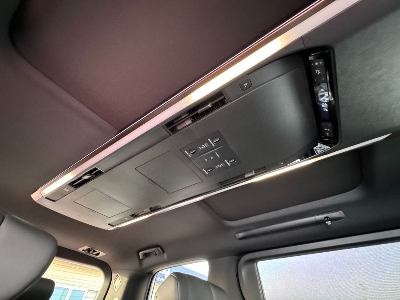 تويوتا ألفارد Toyota Alphard 2024 TOYOTA ALPHARD Z RHD 2.5L 7-SEATS PETROL BRAND NEW 0Km