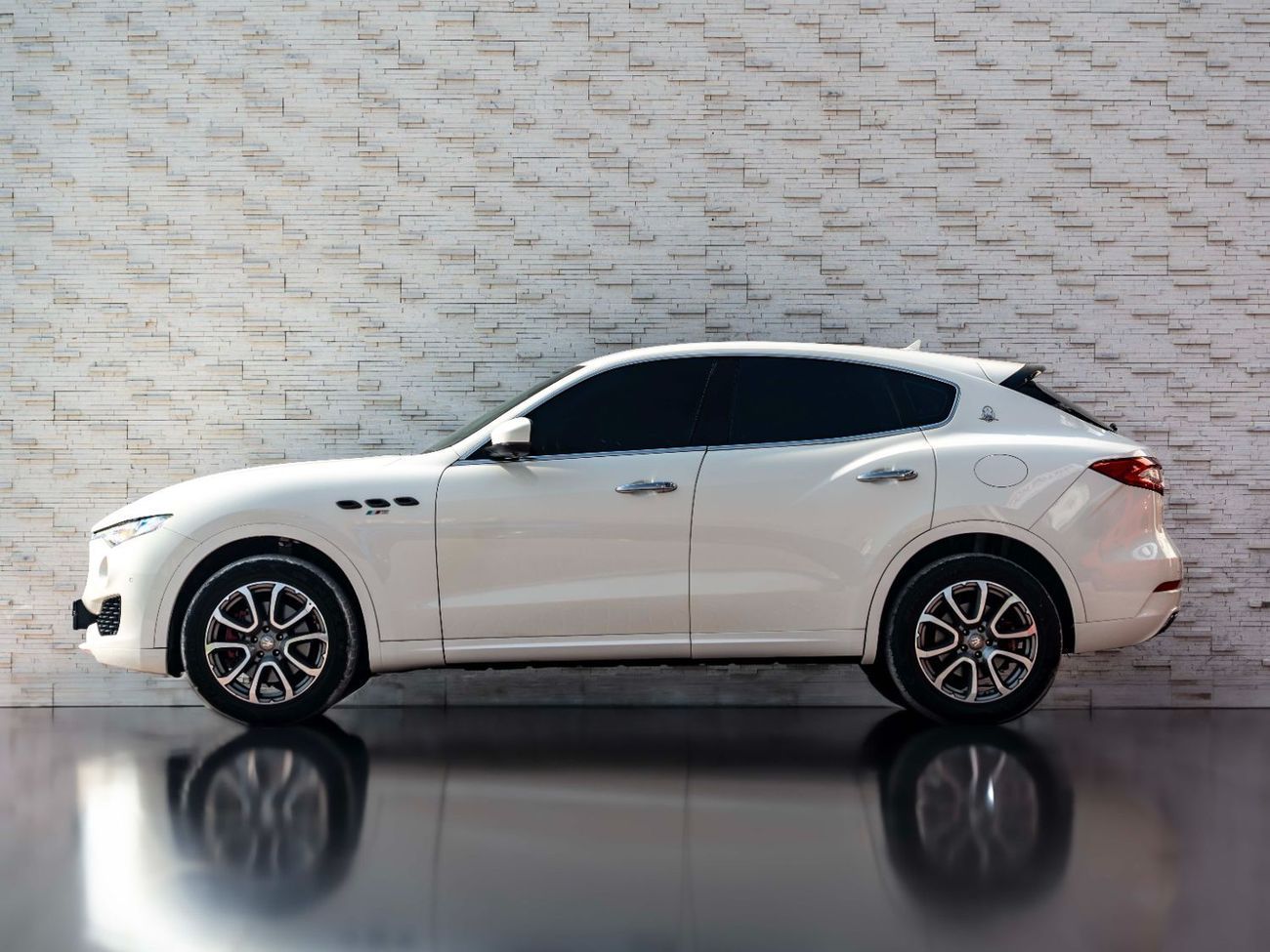 Maserati Levante Std 3.0L (345 HP)