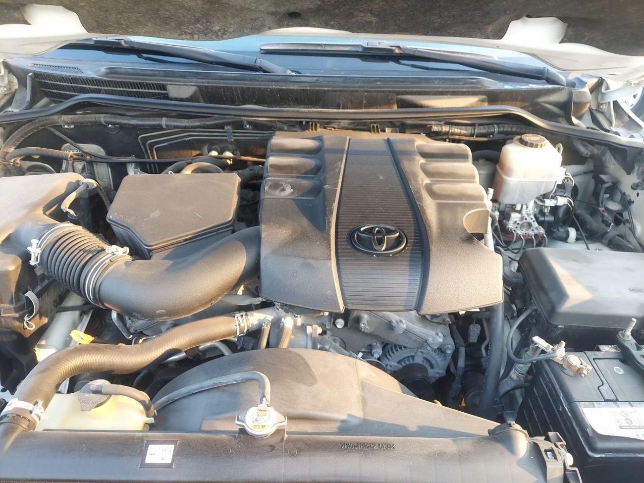 Toyota Land Cruiser 200 4.0L V6 PETROL AUTOMATIC TRANSMISSION