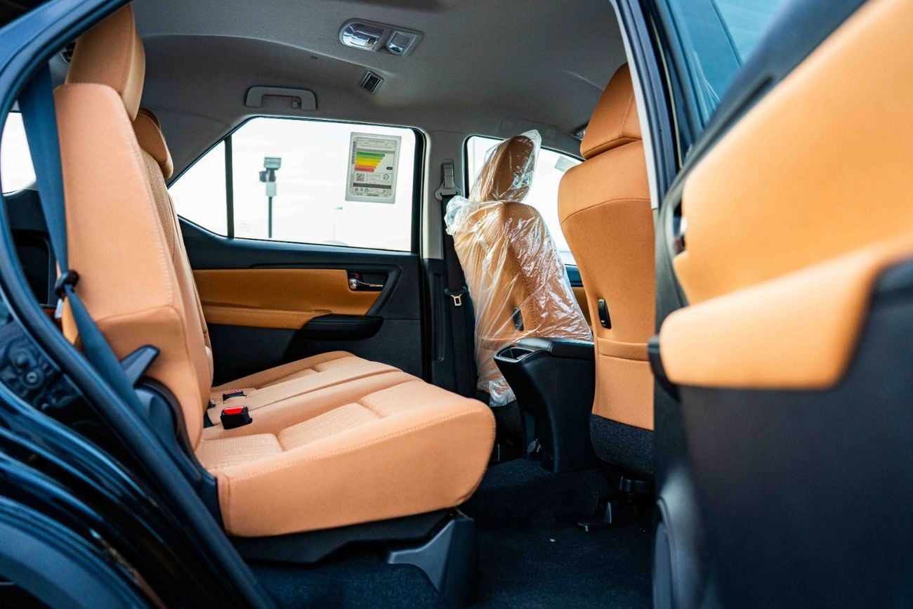 تويوتا فورتونر Toyota Fortuner 2026 2.7L 4×4 SUV  black