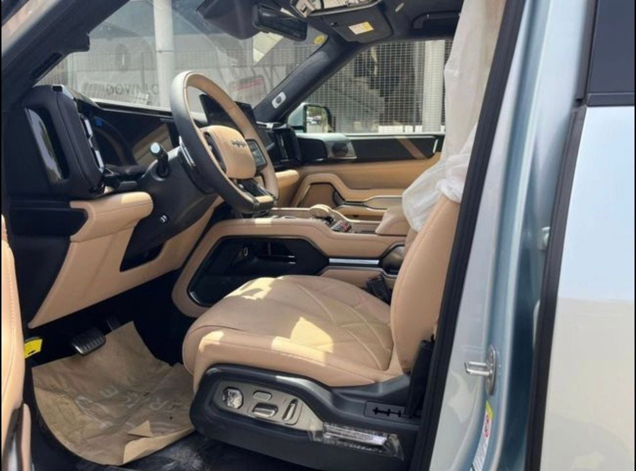 BYD Leopard 8 FLAGSHIP (NGCC)