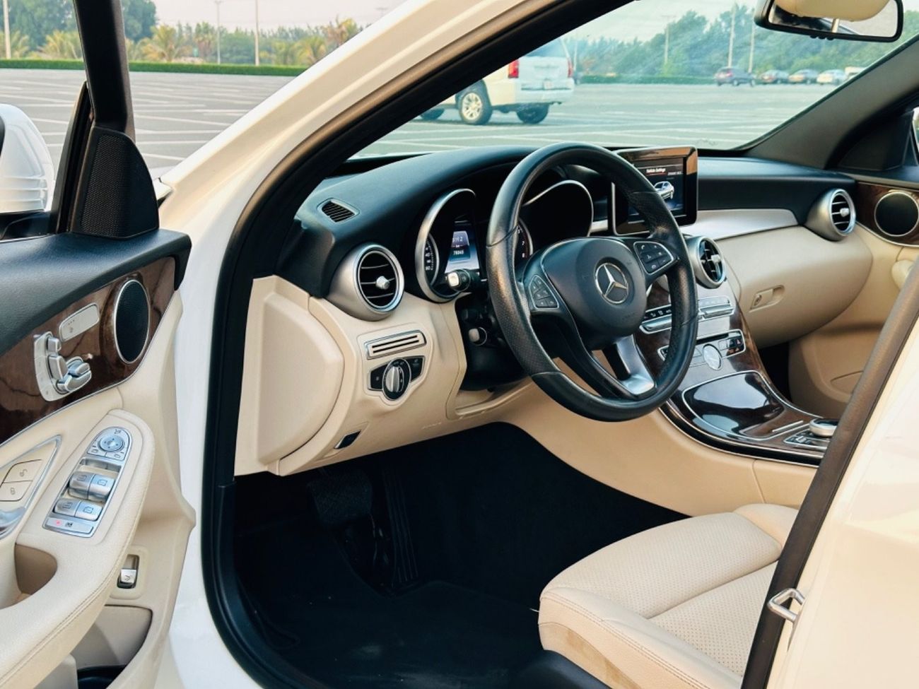 Mercedes-Benz C 300 Std MERCEDES C300 MODEL 2018 VERY CLEAN CAR