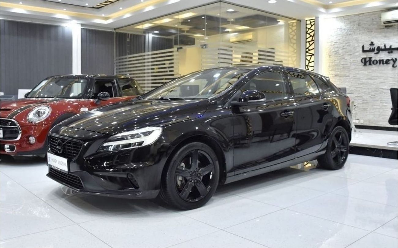 فولفو V40 EXCELLENT DEAL for our Volvo V40 T5 ( 2018 Model ) in Black Color GCC Specs