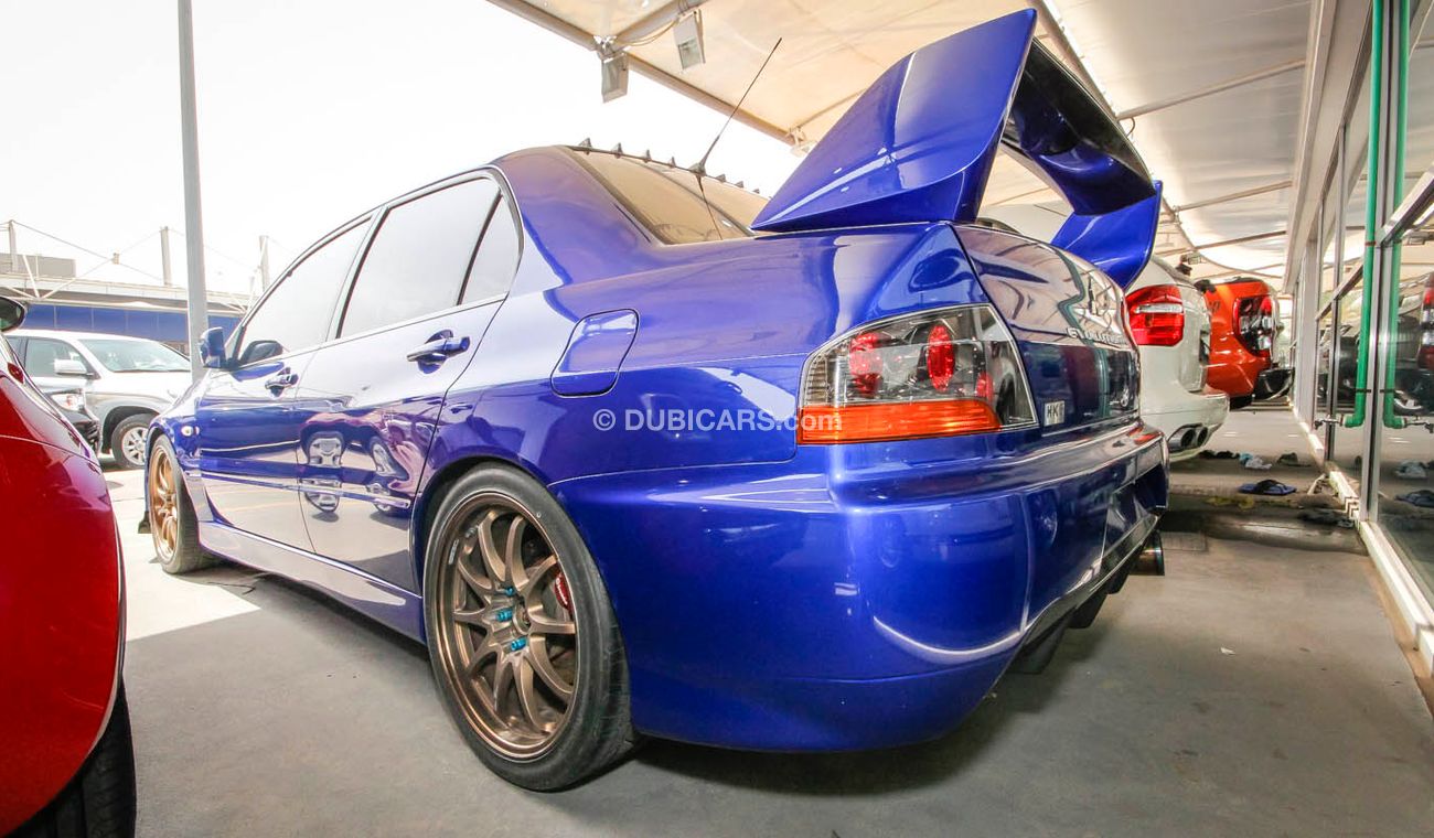 Mitsubishi Evo HKS