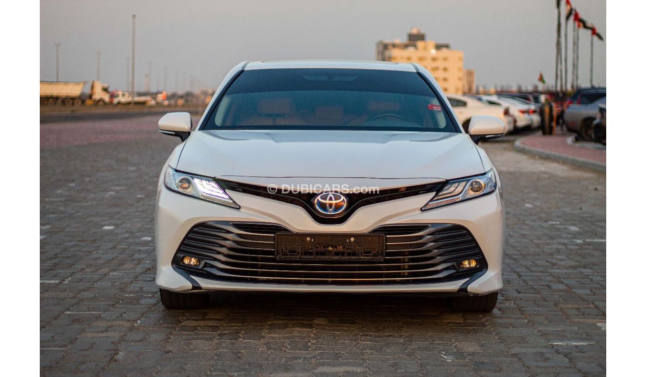 Toyota Camry Limited Toyota Camry hybrid Model : 2020 Price: 90,000 dirhams  Mileage: 58,000 km  Gulf specificati