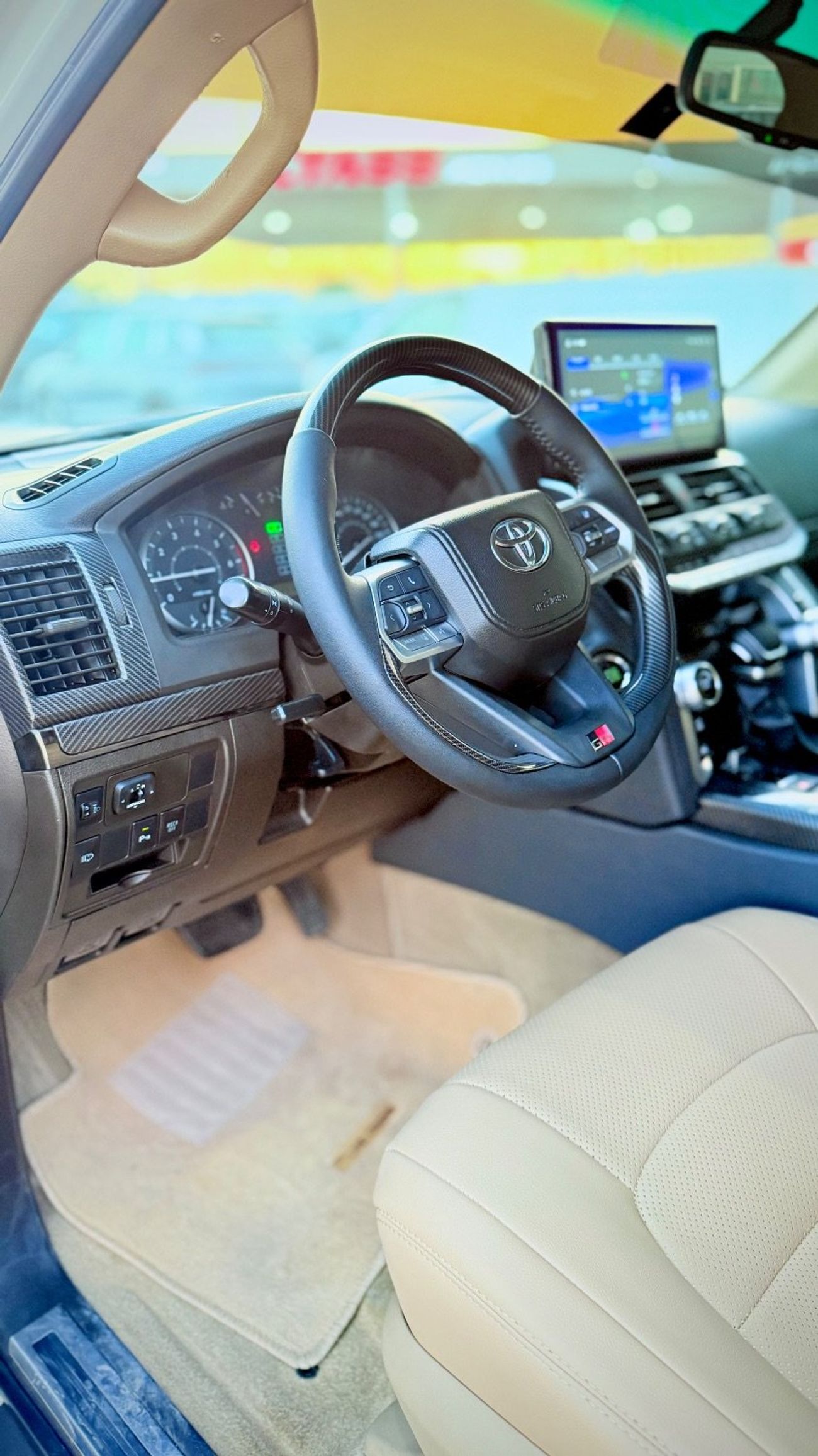 تويوتا لاند كروزر 2009 FACELIFTED 2025 WITH INTERIOR AND EXTERIOR FULL OPTION V6 GCC SPECIFICATION