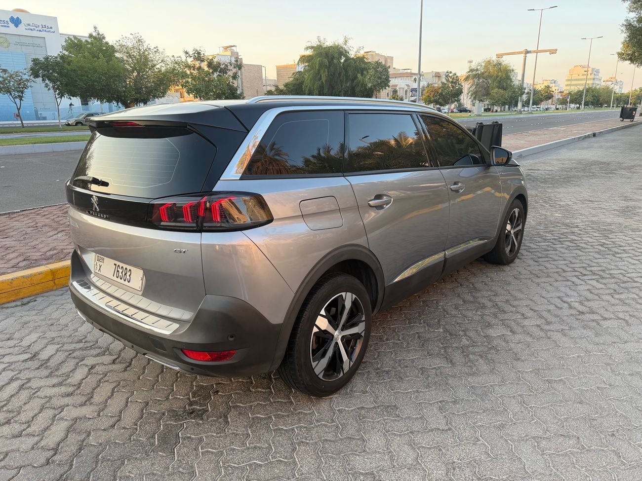 بيجو 5008
