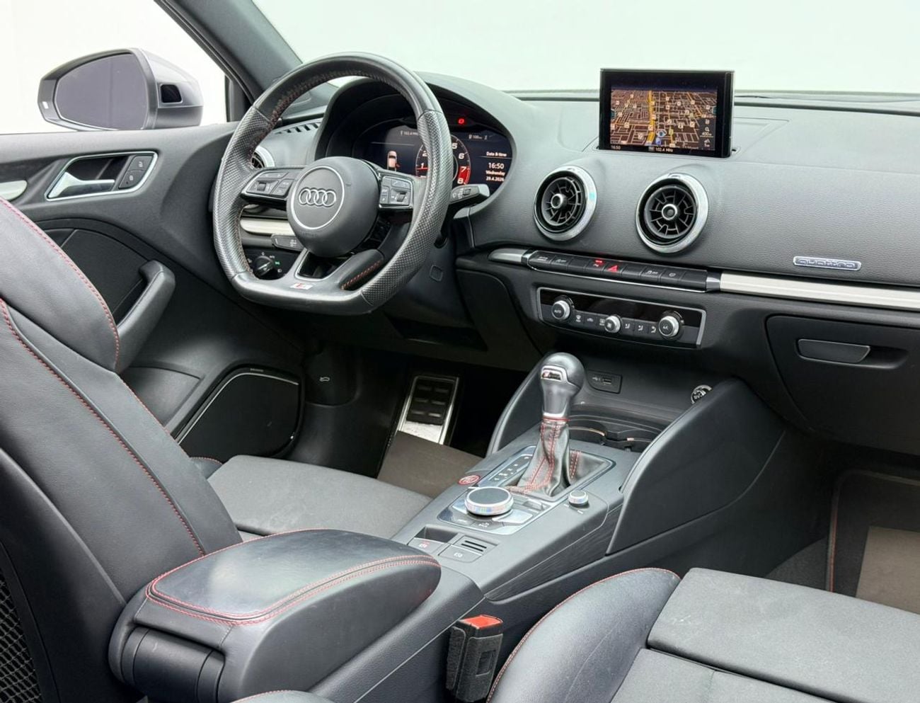 أودي S3 TFSI quattro 2.0L Sedan