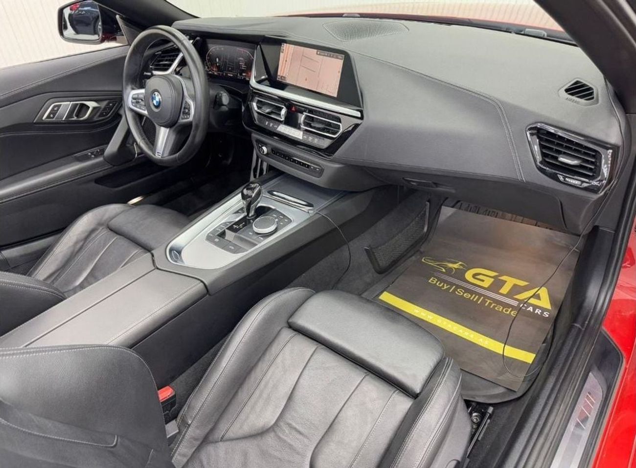 BMW Z4 sDrive 20i 2.0L 2019 BMW Z4 sDrive20i, 1 Year Warranty, Full Service Hi