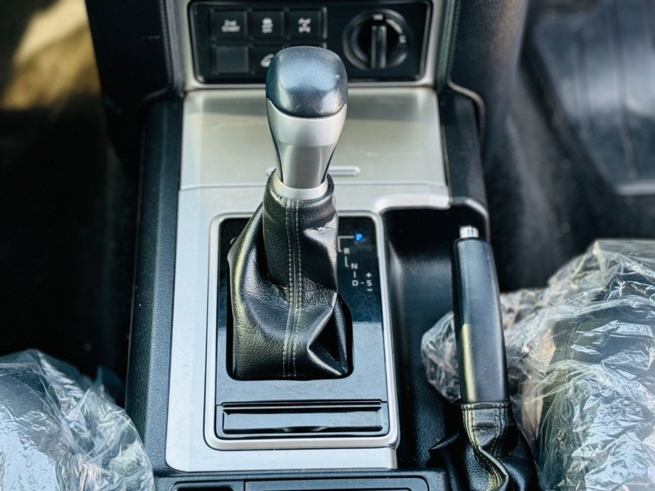 تويوتا برادو Toyota Land Cruiser prado full option RHD