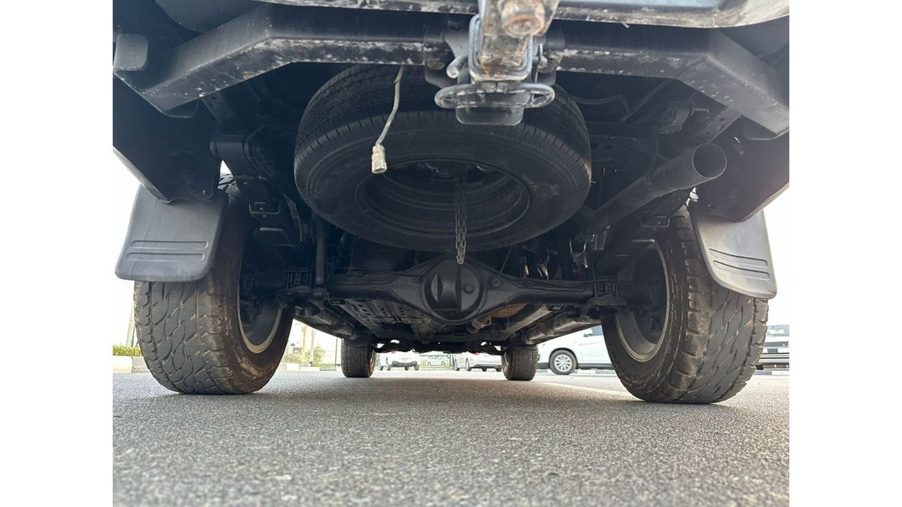 Toyota Hilux DOUBLE CABIN | PREMIUM SPORTS BAR WITH BASKET | 2009 | 2.7L PETROL | LHD | MANUAL | RED INTERIOR