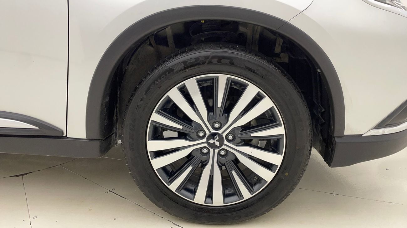 Mitsubishi Outlander GLX LOWLINE 2.4 | Zero Down Payment | Home Test Drive