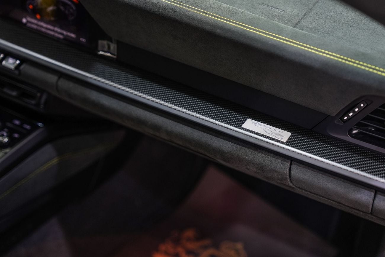 Porsche 911 GT3 RS 4.0L (520 HP) Coupe Weissach Package, Full Carbon, Ceramic Brakes, Lift System, Al Nabooda Wa