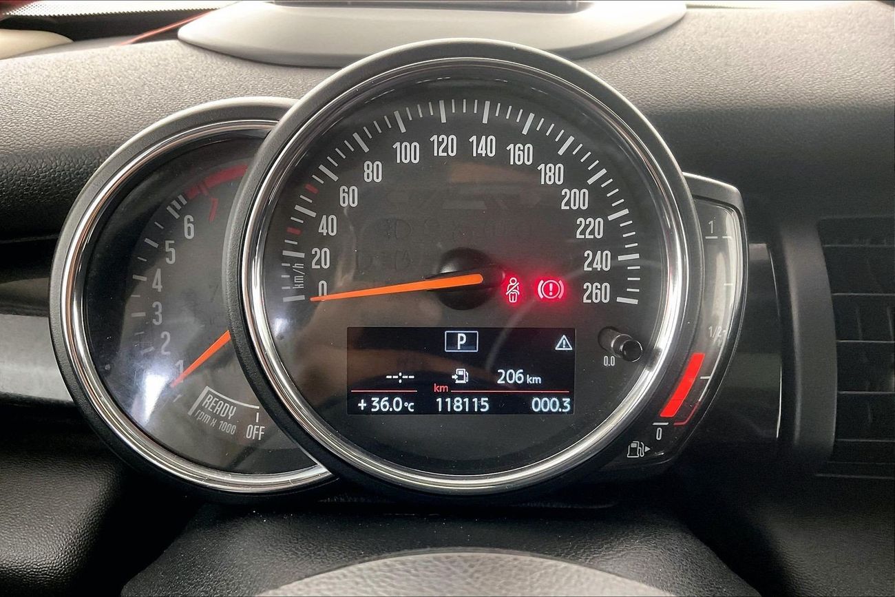 ميني كوبر إس Standard | National Day Celebration | شامل الضمان | 0 ﺪﻔﻋﺓ ﺃﻮﻟﻯ