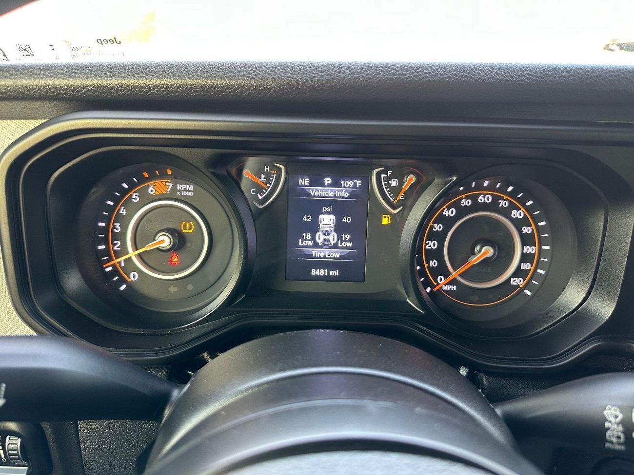 Jeep Wrangler Unlimited Sport S 2.0L A/T