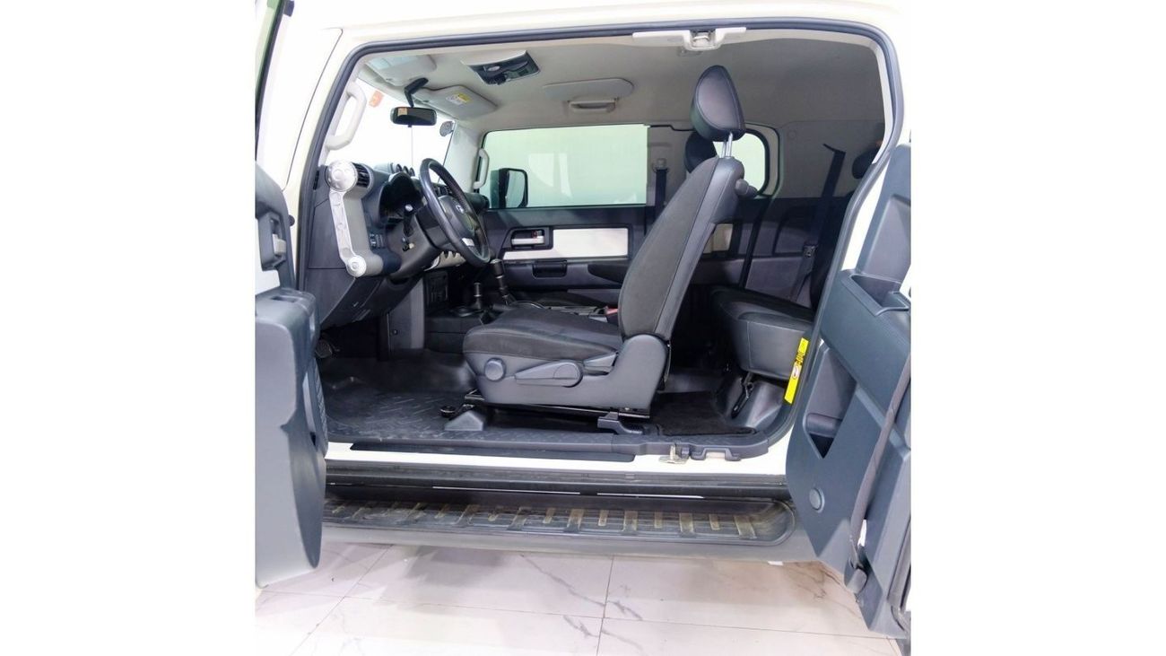 Toyota FJ Cruiser 2020 Toyota FJ Cruiser GXR, 4.0L V6 Petrol, Automatic, 4wd