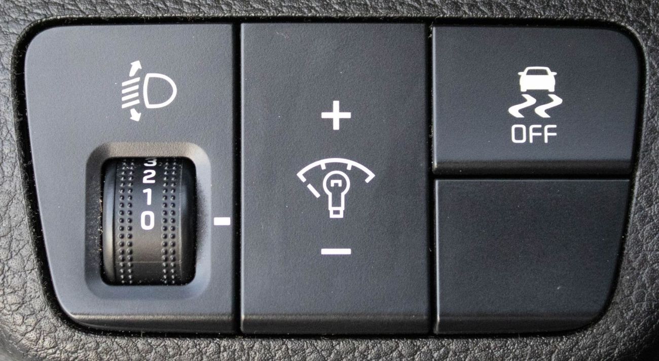 Kia Rio 2018 Kia Rio EX (YB), 5dr Hatchback, 1.4L 4cyl Petrol, Automatic, Front Wheel Drive