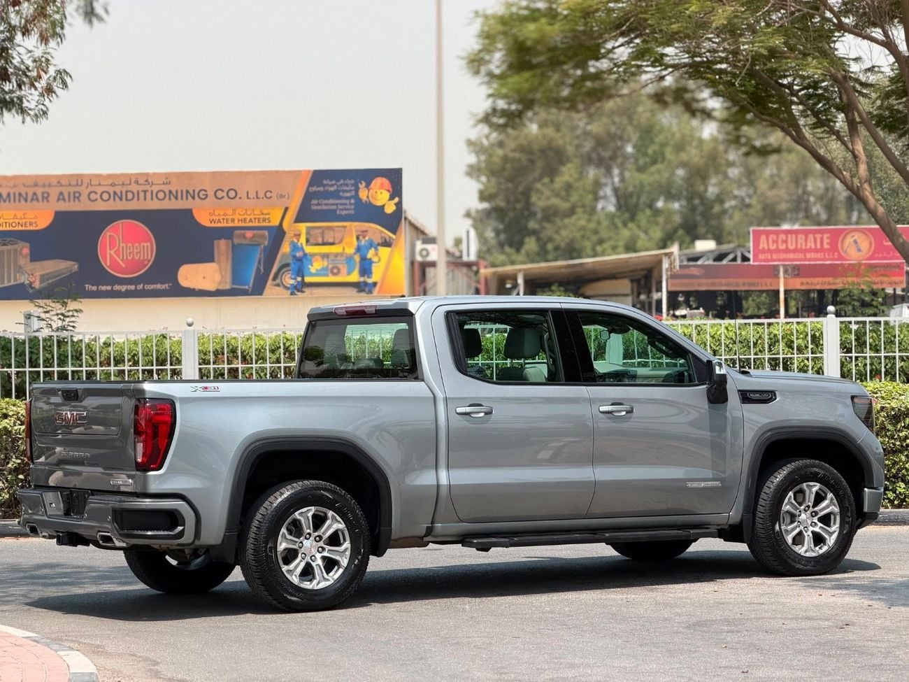 GMC Sierra 1500 CREWCAB SLE