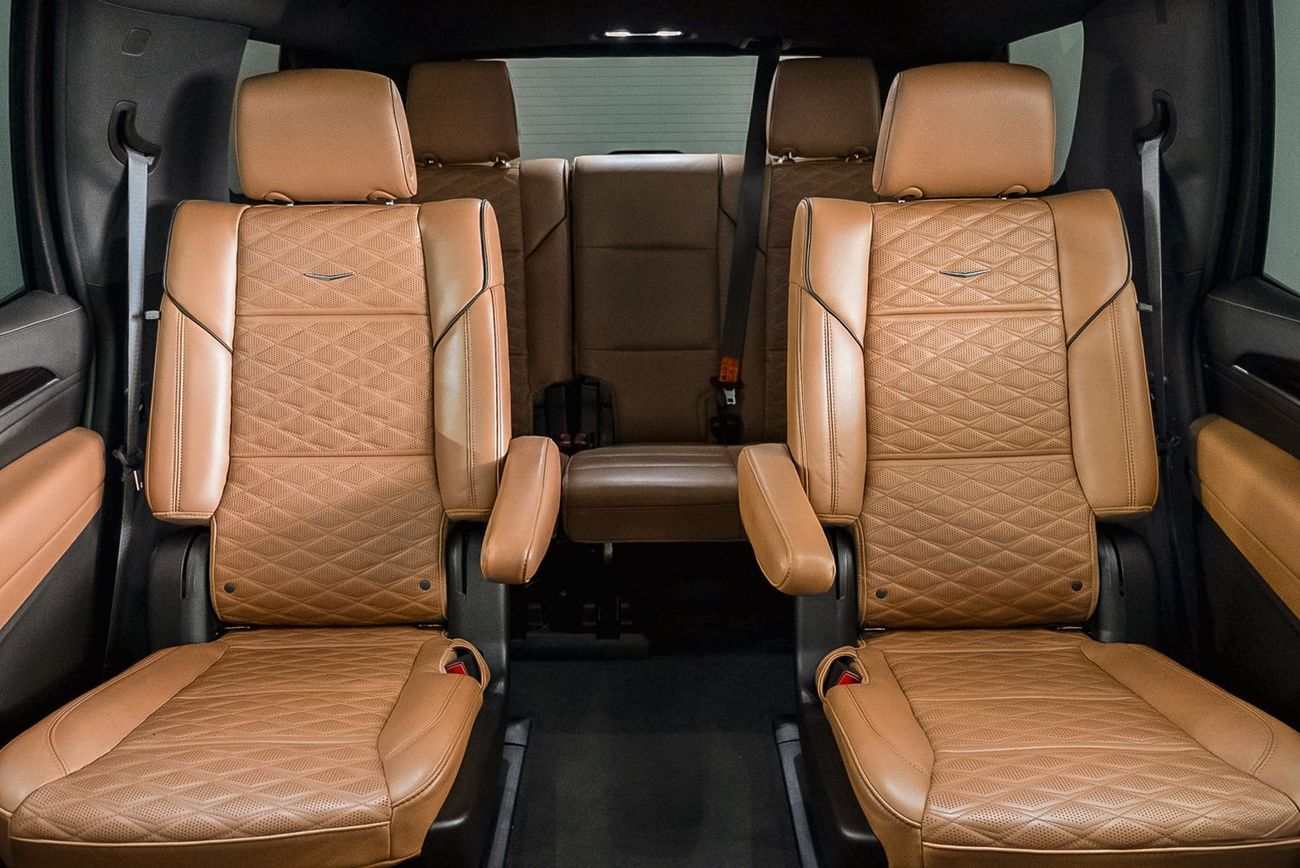 Cadillac Escalade Sport 6.2L 4WD