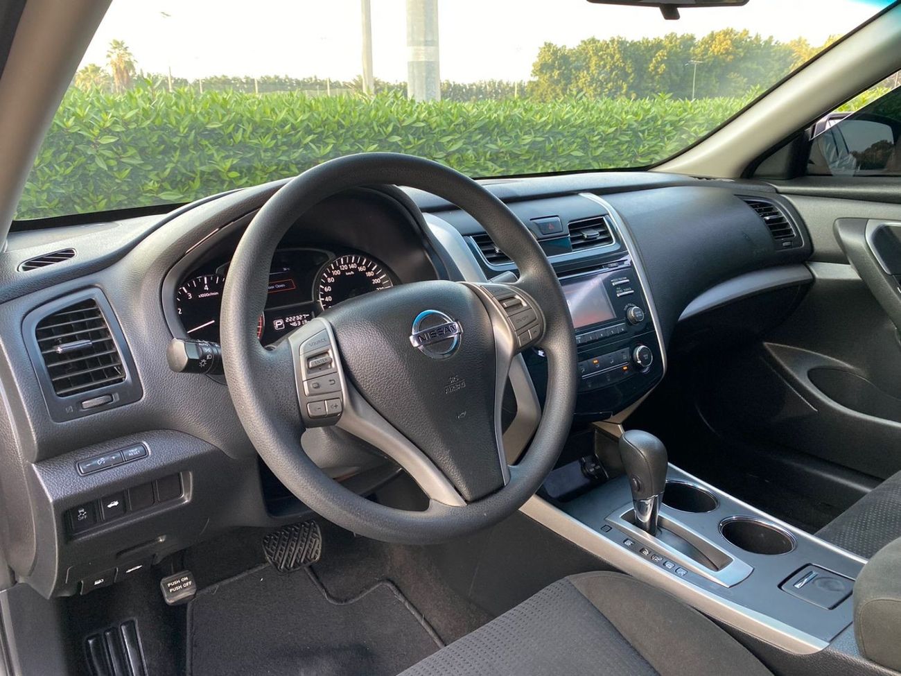 Nissan Altima SL NISSAN ALTIMA 2015 GCC PERFECT CONDITION WARRANTY CHASSIS AND GEAR AND MACHINE