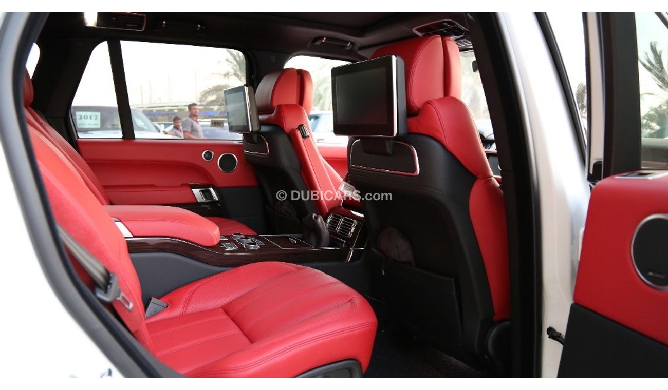 Land Rover Range Rover Black Package