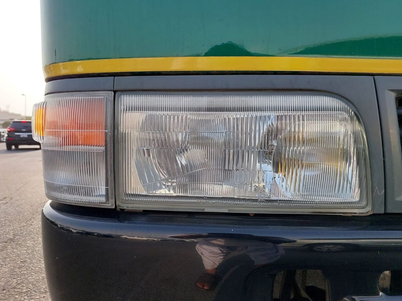 Toyota Coaster TOYOTA COASTER BUS RHD 2000 MODEL 4.2 L DIESEL AUTOMATIC(PM10377)