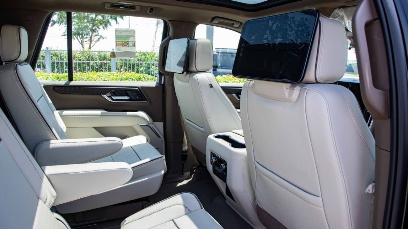 جي أم سي يوكون Denali Black Edition 6.2L V8 | 2025 | 4 Years Agency Warranty & Service Contract