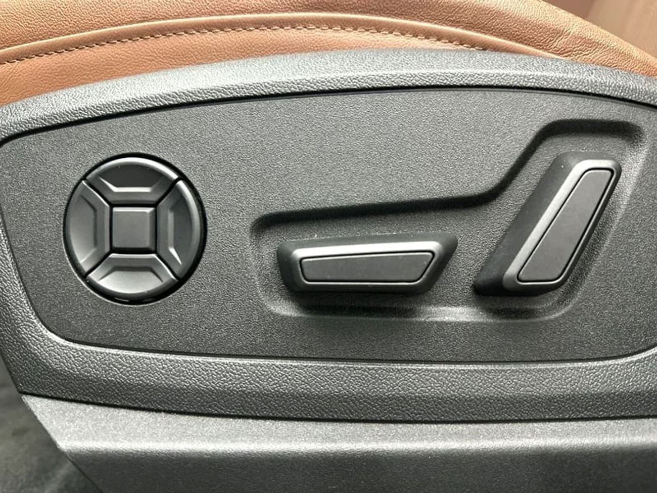 Audi etron advanced 55 quattro 408hp (Ref# 019498)