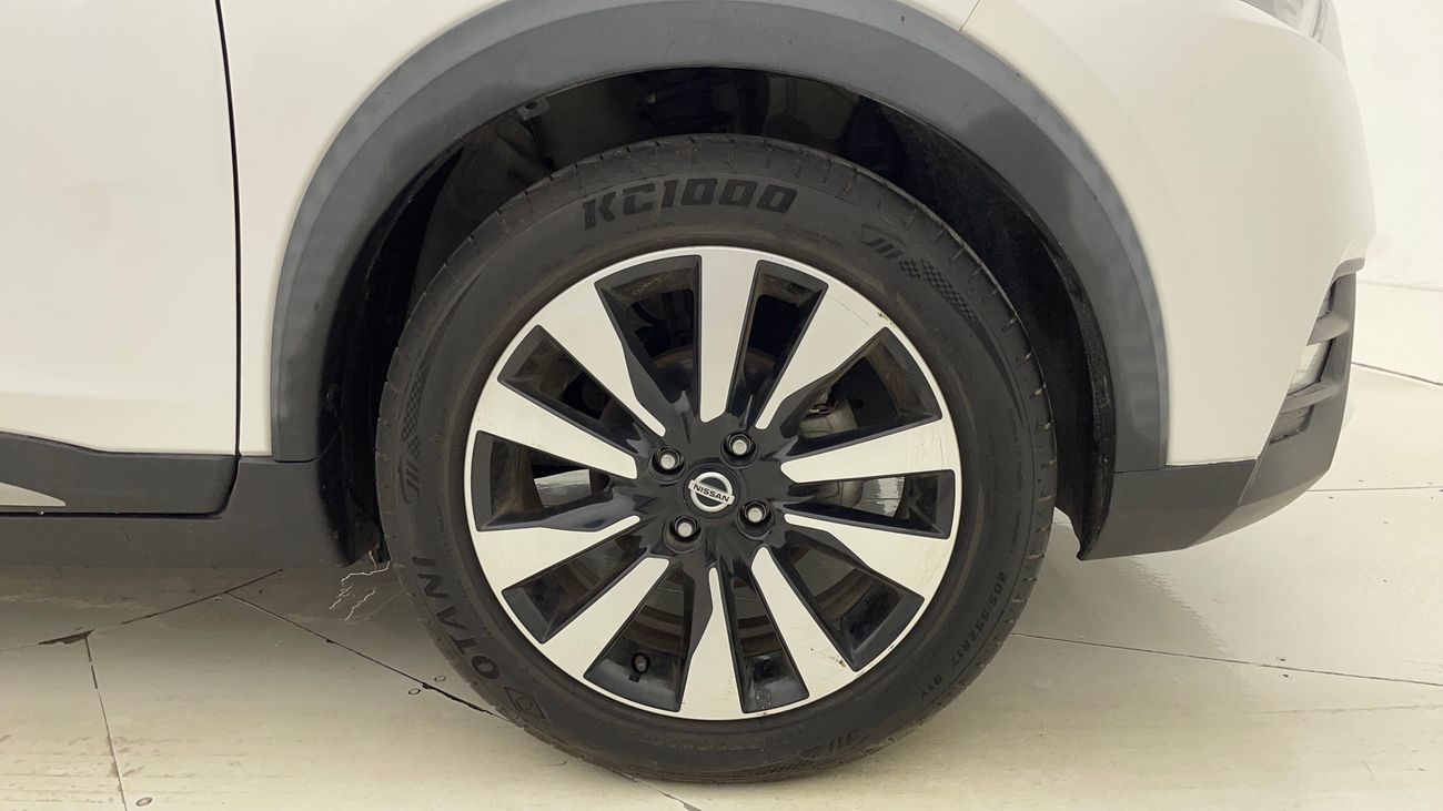 Nissan Kicks SV 1.6 | Zero Down Payment | Home Test Drive